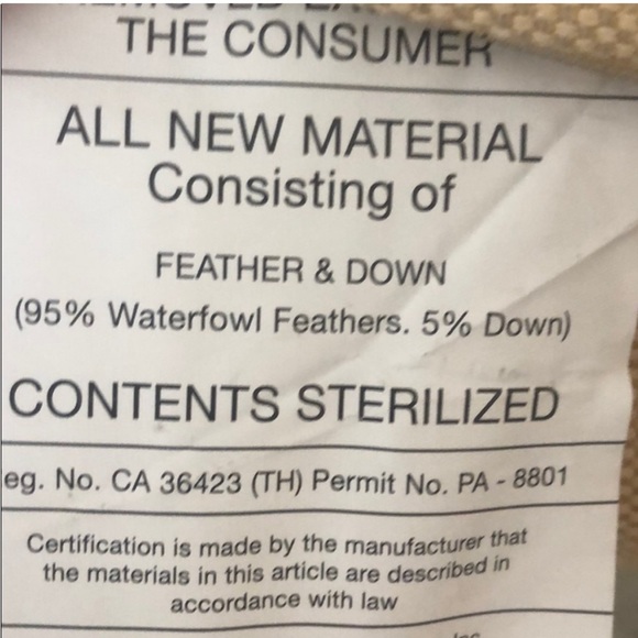 NWT pair of Crate & Barrel pillows - Picture 6 of 6